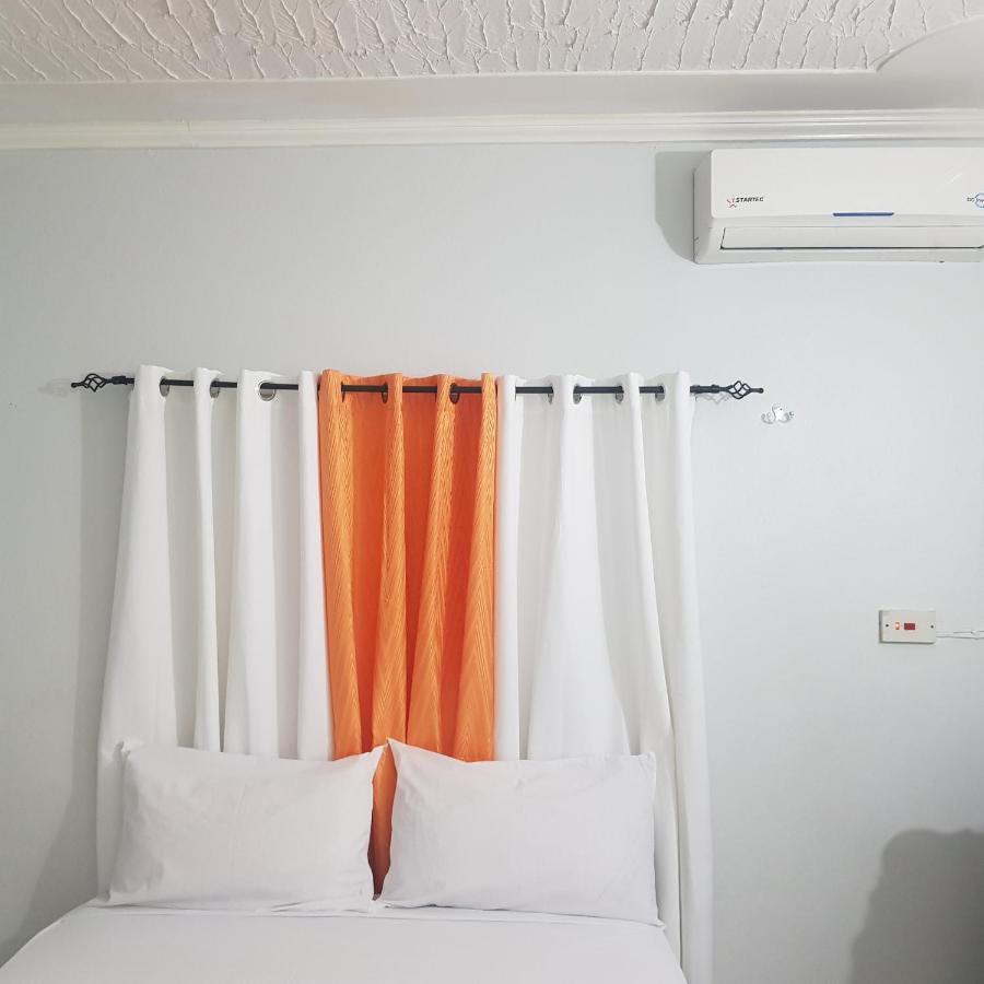 The Braemar Suite III New Kingston Dış mekan fotoğraf